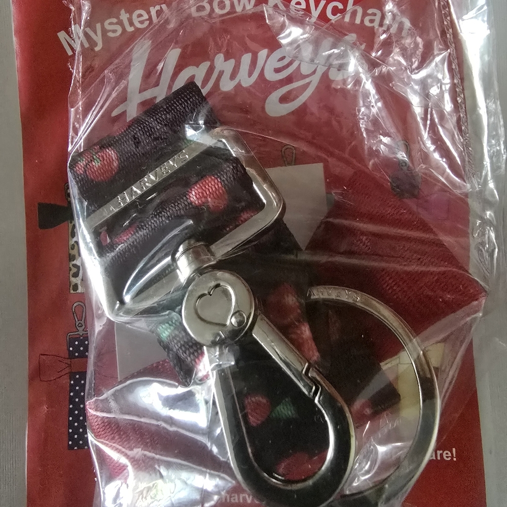 Harveys Mystery Bow Cng In Cherries